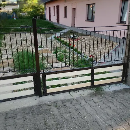 V Soukromi * Lovcice (Hradec Kralove)
